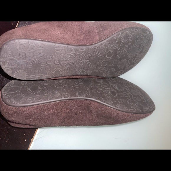 Ugg suede leather sheepskin lined flats - Picture 5 of 10
